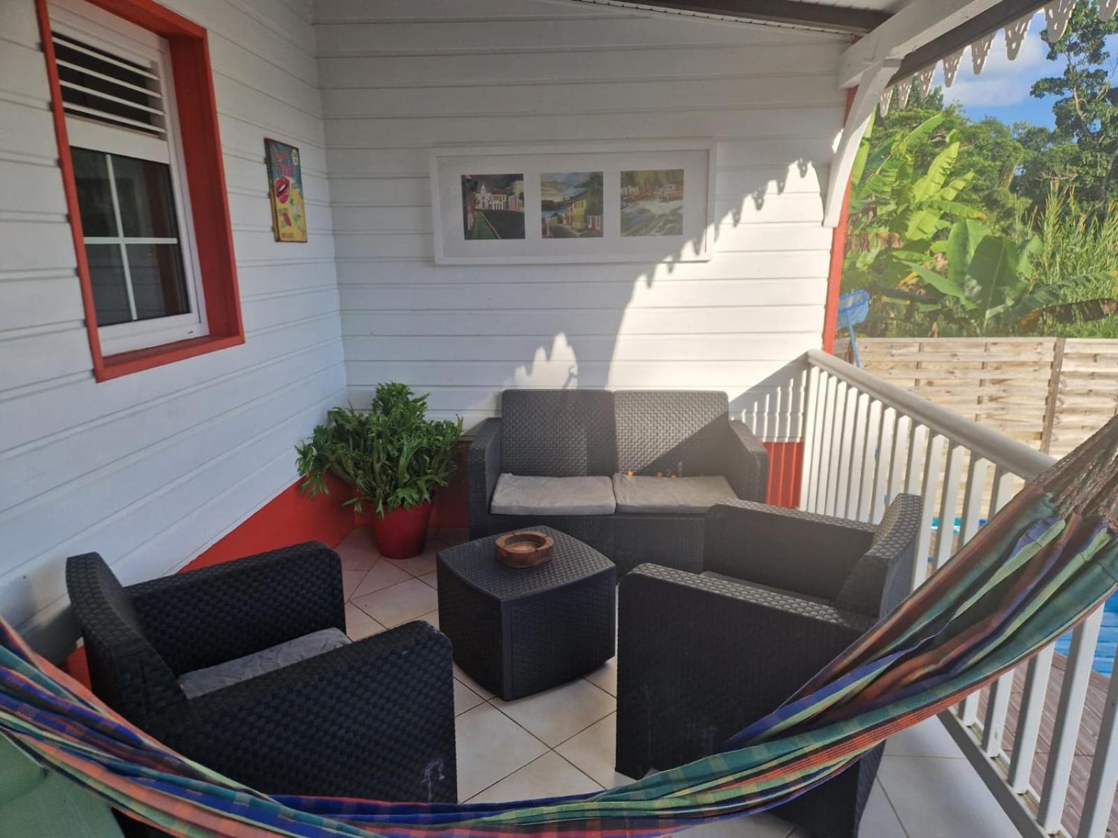 Bungalows Corail, F3 Avec Piscine A Sainte Luce Esterno foto